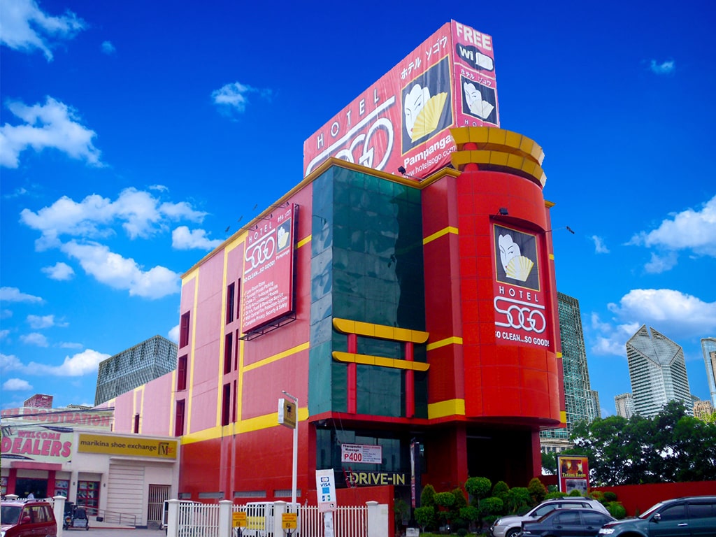 FACADE-min