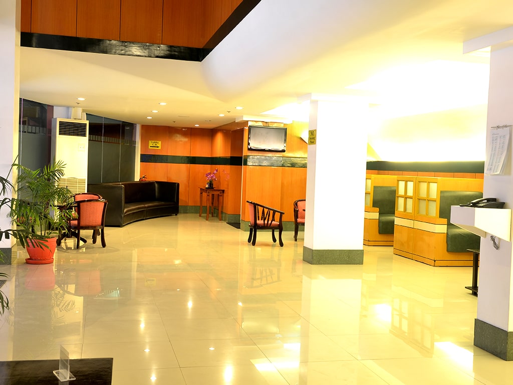 lobby-min