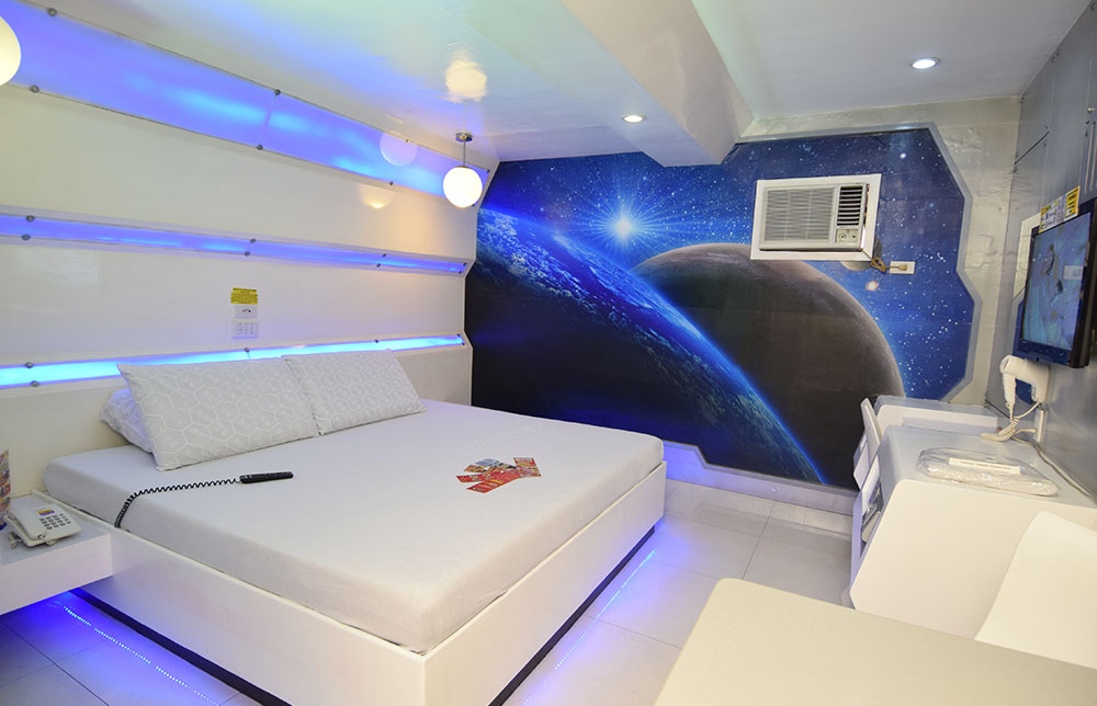 Spaceship